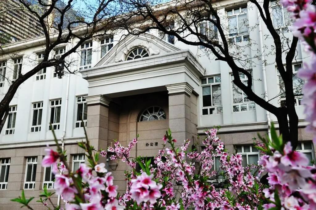 2021屆美術生可以參加哪些院校校考？考什么？重慶美術培訓畫室都給你整理好了！