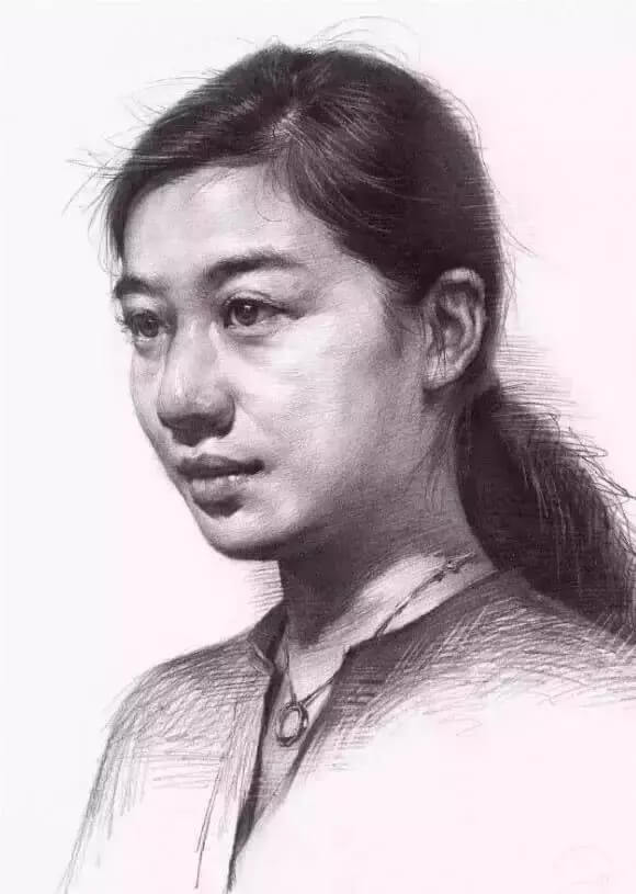 重慶美術(shù)集訓(xùn)畫室想說扎實(shí)準(zhǔn)確的素描，才能瞬間俘獲閱卷老師！