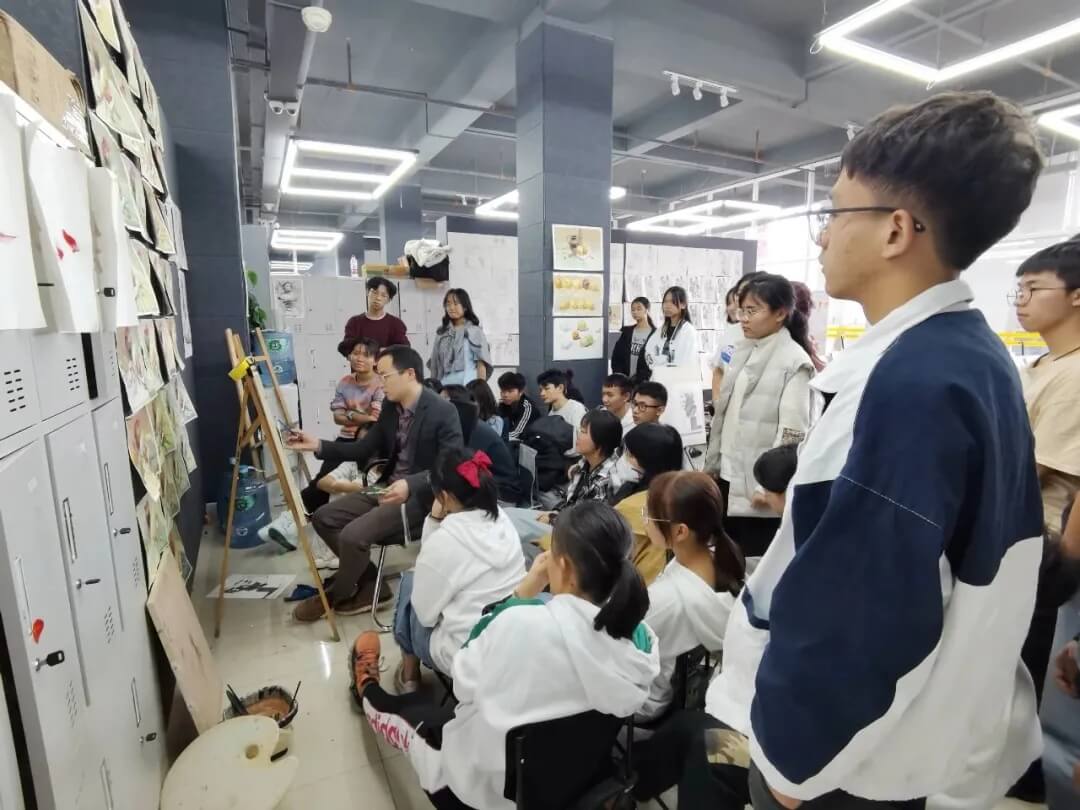 ?？紓淇?，刻不容緩！來重慶美術培訓班提升拿證率！