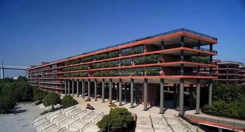 重慶美術集訓畫室為你分析：藝術生為什么要參加校考？