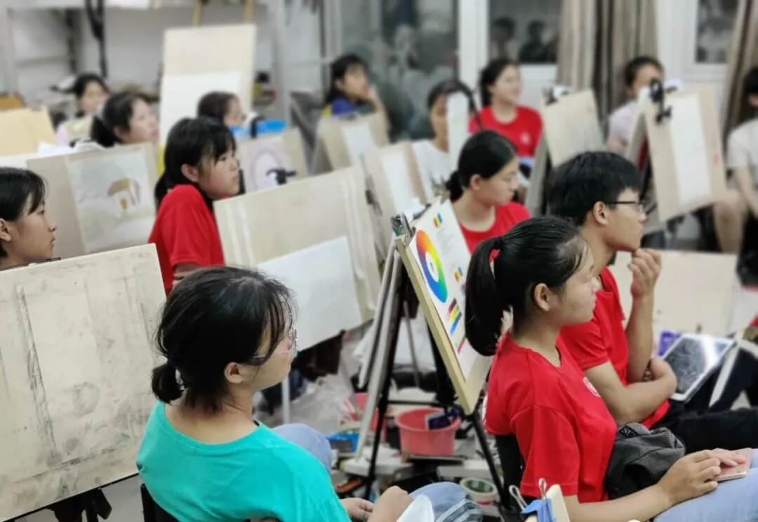 “雙減”政策下國內美術教育的前景如何？8