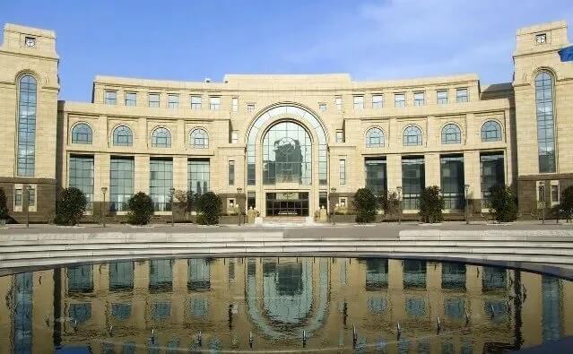 綜合類大學VS藝術類大學，該怎么選？