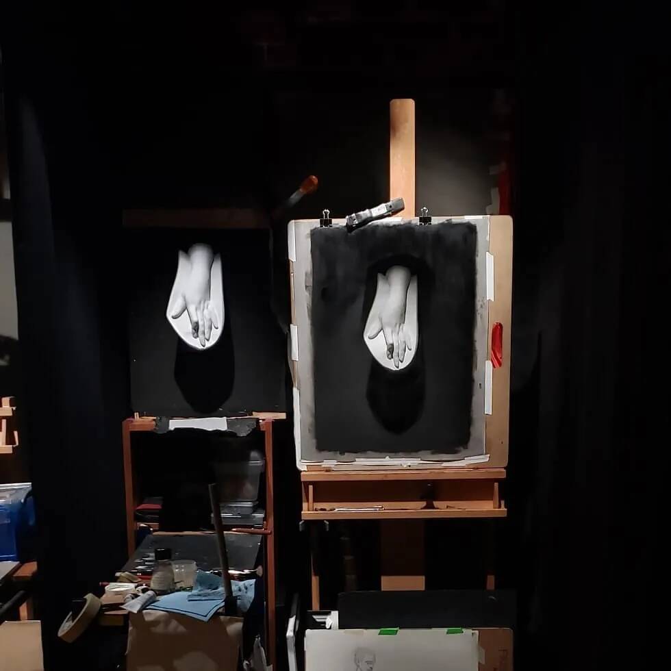 重慶美術培訓畫室帶你欣賞既寫實又有意境的素描和色彩作品！