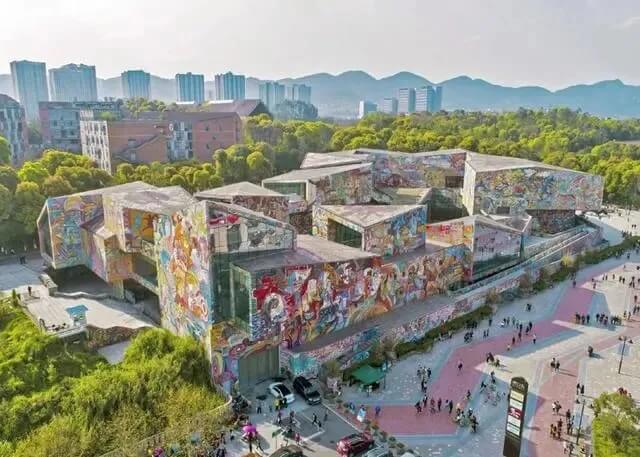 綜合類大學VS藝術類大學，該怎么選？