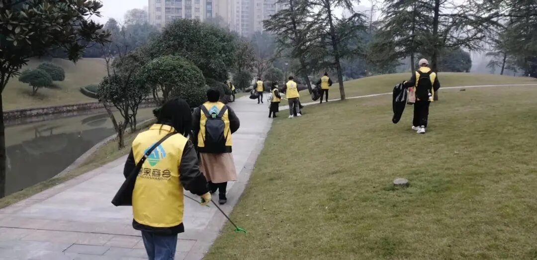 龍行公益 ‖ 助推環保齊動員，重慶龍行畫室在行動！圖二
