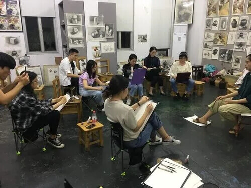 ?？伎煲獊砹?，美術生該如何選擇目標院校？